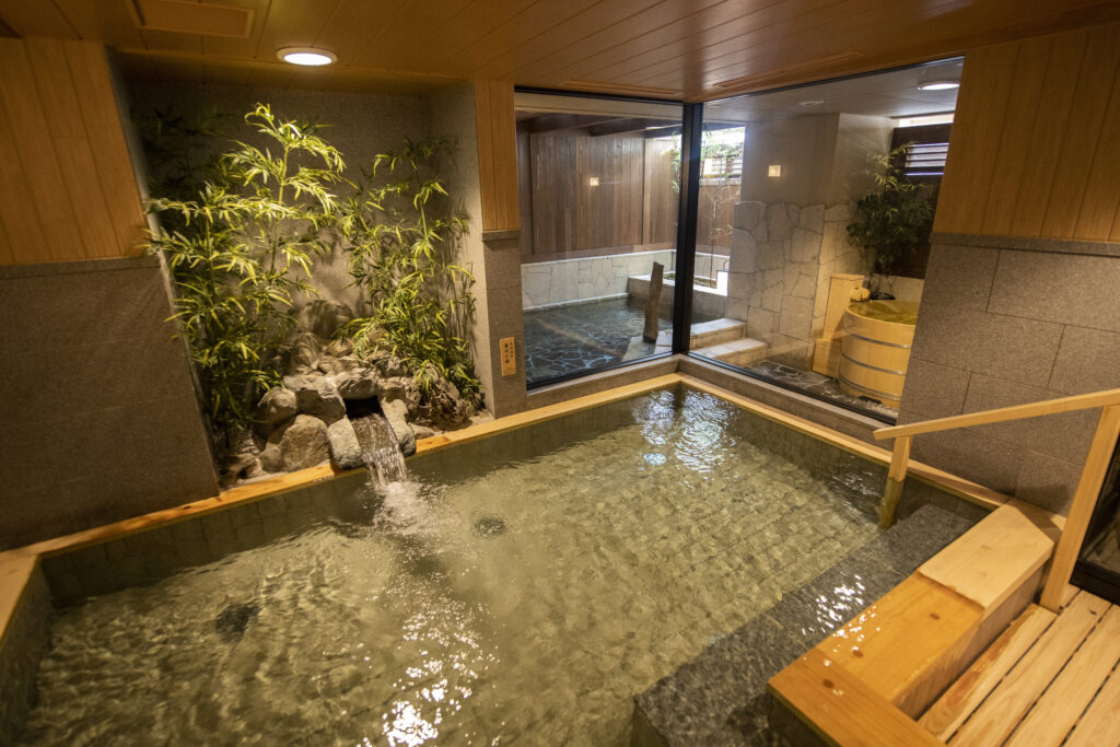 こんぴら温泉敷島館の大浴場